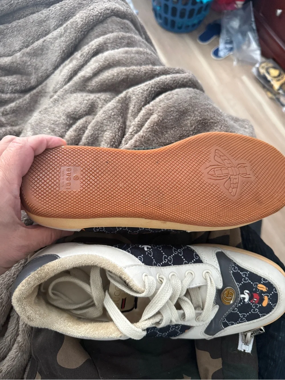 Gucci Navy & Cream Mickey Monogram Low-Top Sneakers